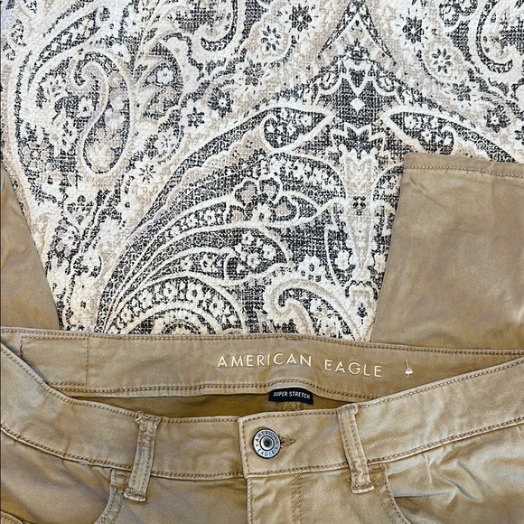American Eagle Outfitters Women's Blue and khaki Jeans - Picture 5 of 6